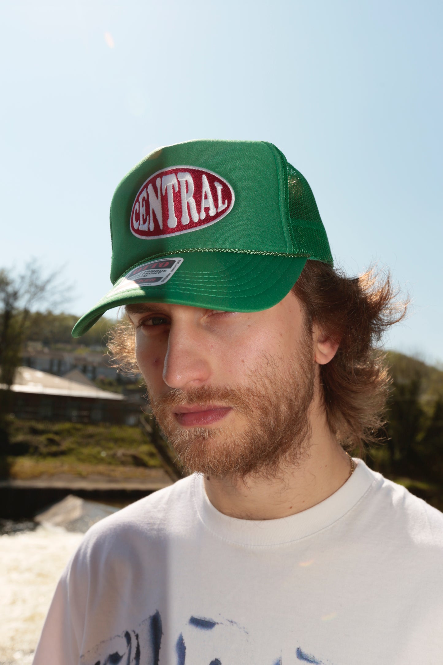 Oval Trucker